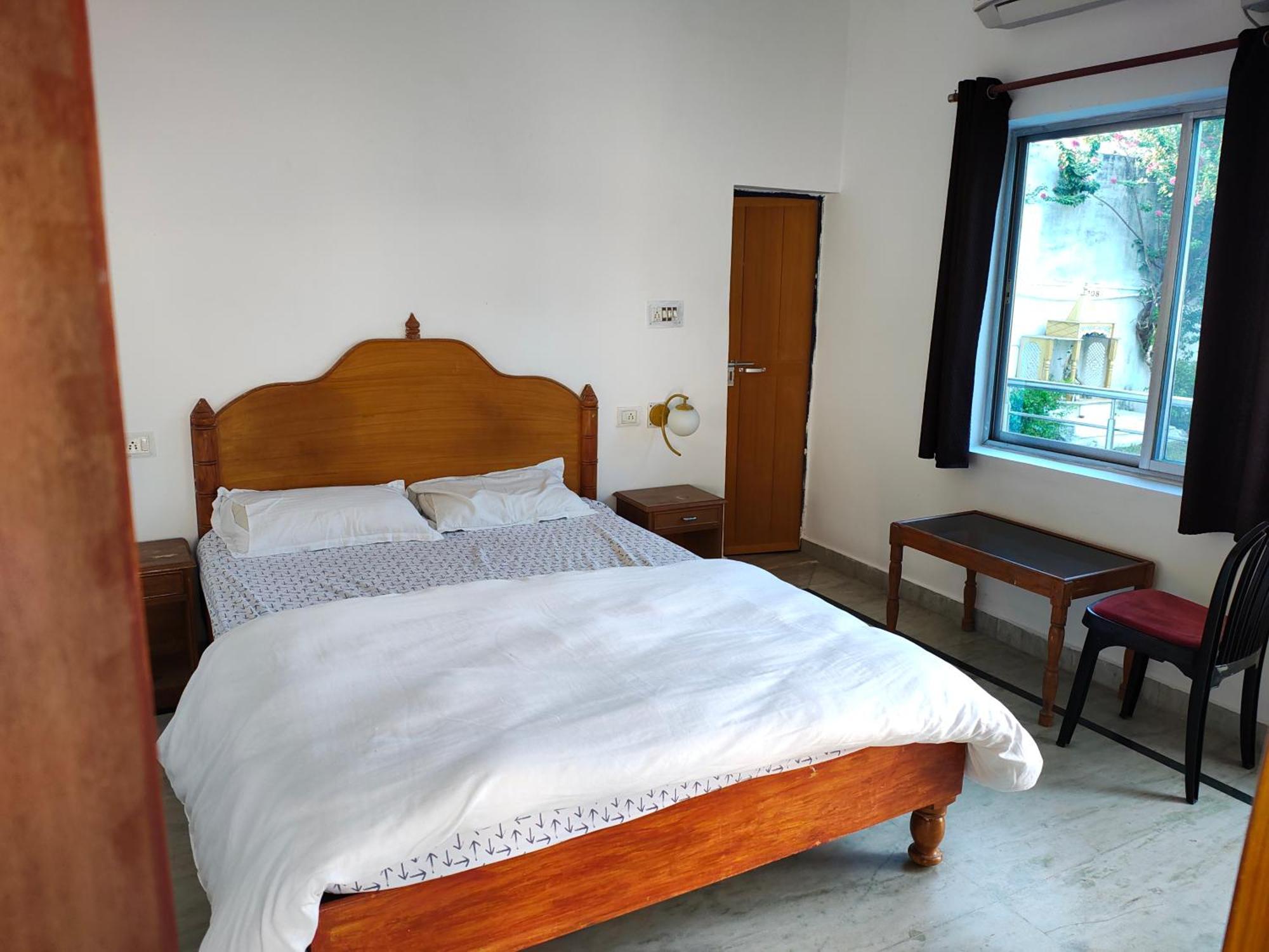 Prem Home Stay ขชุราโห ภายนอก รูปภาพ